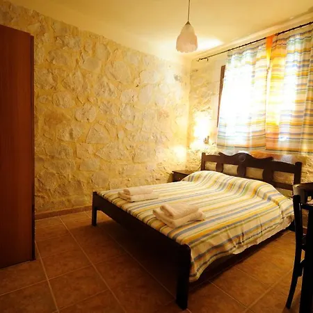 Du Soleil - Exclusive Homes With Rustic Charm And Sensational Views Of The Mediterranean Sea Apartmán